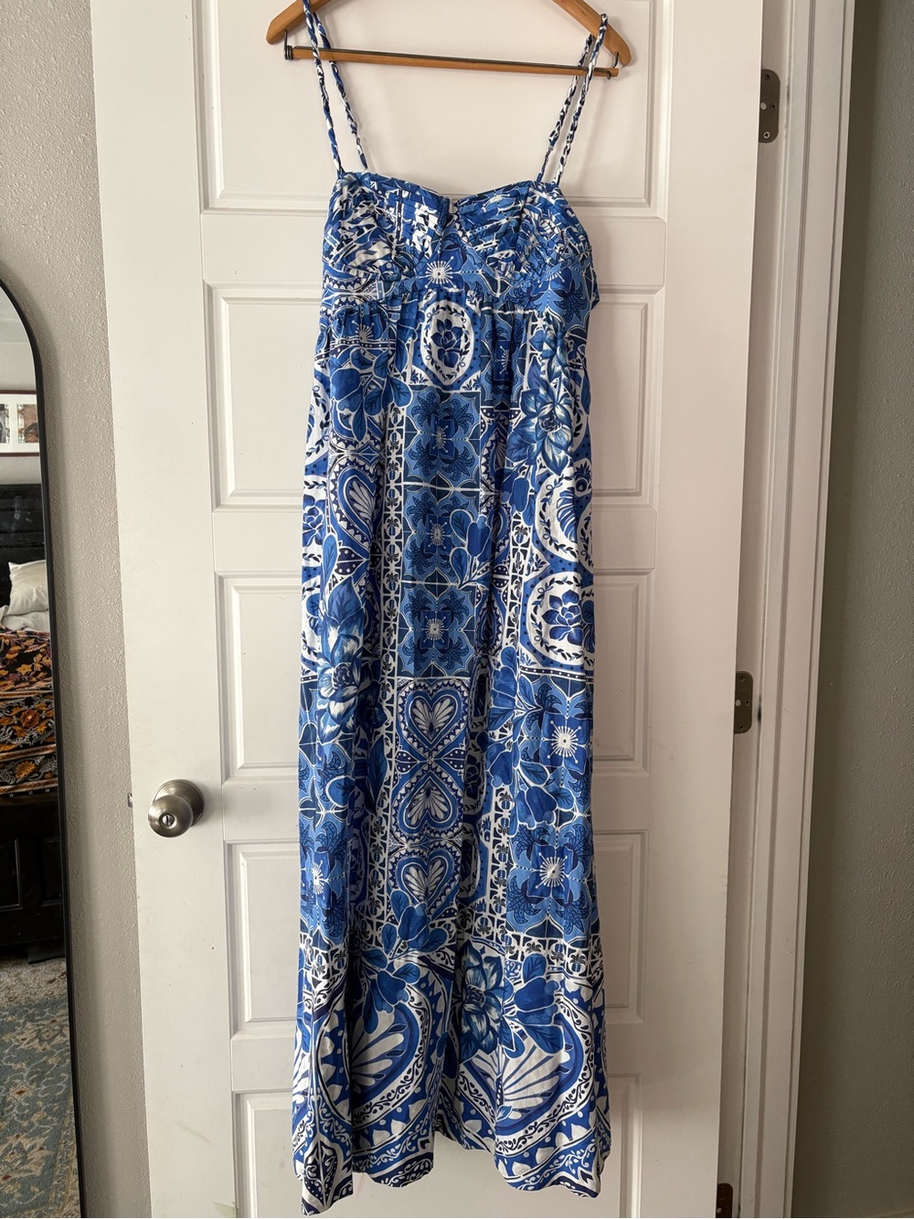 FARM Rio Blue Tile Dream Sleeveless Maxi Dress